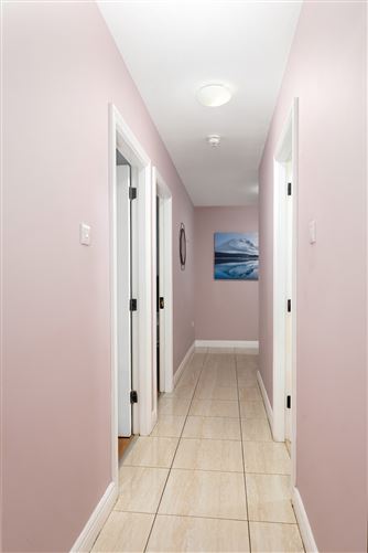 Apartment 35 The Square, Larch Hill, Santry