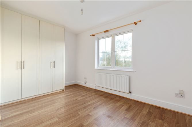 2 The Crescent, Ongar Village, Dublin 15