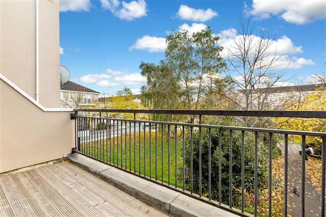 2 The Crescent, Ongar Village, Dublin 15