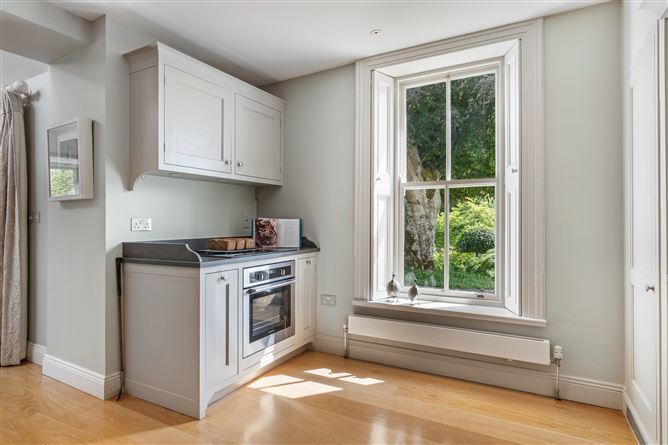 https://photos-a.propertyimages.ie/media/6/4/1/4929146/21ab94d1-1fb5-4730-be06-5cc6b5631fea_l.jpg