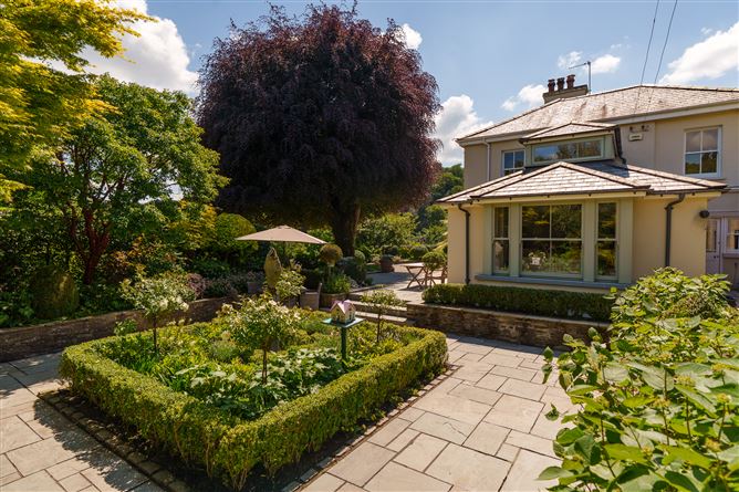 https://photos-a.propertyimages.ie/media/6/4/1/4929146/21ab94d1-1fb5-4730-be06-5cc6b5631fea_l.jpg