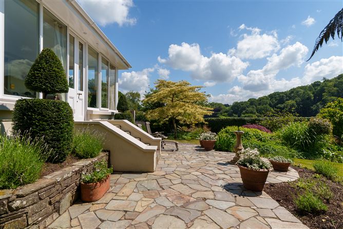 https://photos-a.propertyimages.ie/media/6/4/1/4929146/21ab94d1-1fb5-4730-be06-5cc6b5631fea_l.jpg