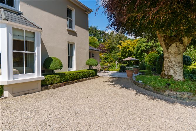 https://photos-a.propertyimages.ie/media/6/4/1/4929146/21ab94d1-1fb5-4730-be06-5cc6b5631fea_l.jpg