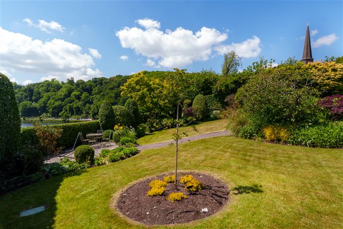 https://photos-a.propertyimages.ie/media/6/4/1/4929146/21ab94d1-1fb5-4730-be06-5cc6b5631fea_l.jpg