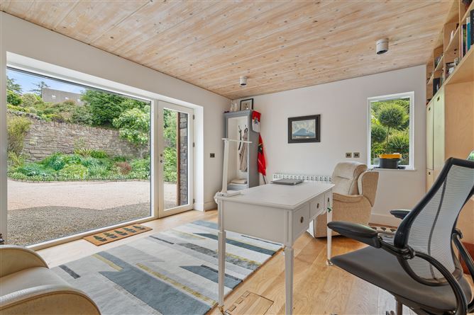 https://photos-a.propertyimages.ie/media/6/4/1/4929146/21ab94d1-1fb5-4730-be06-5cc6b5631fea_l.jpg