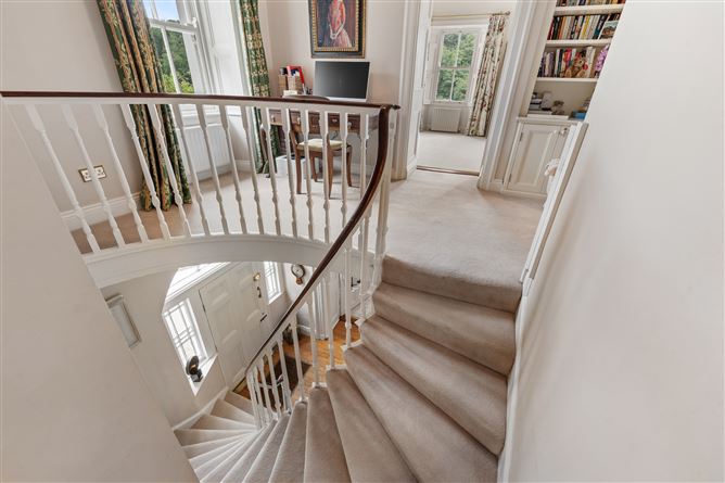 https://photos-a.propertyimages.ie/media/6/4/1/4929146/21ab94d1-1fb5-4730-be06-5cc6b5631fea_l.jpg