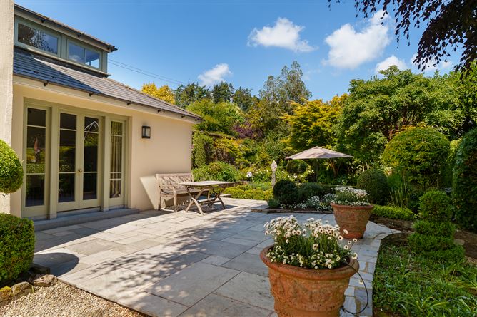 https://photos-a.propertyimages.ie/media/6/4/1/4929146/21ab94d1-1fb5-4730-be06-5cc6b5631fea_l.jpg