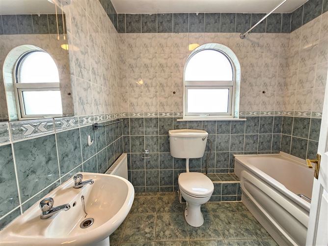 33 Dun Na Ri, Clonroad More, Ennis, Co. Clare