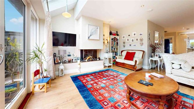 4 Sheil's Court Main Street Rathcoole, Dublin 24, Dublin