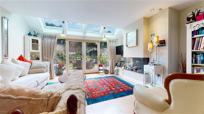 4 Sheil's Court Main Street Rathcoole, Dublin 24, Dublin