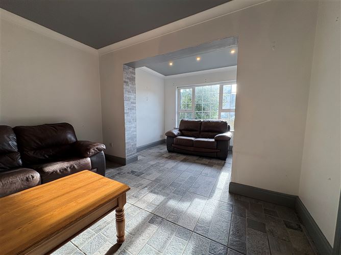 35 Manor View Park, Letterkenny, Donegal