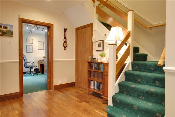 79 Shrewsbury Lawn, Cabinteely, Dublin 18