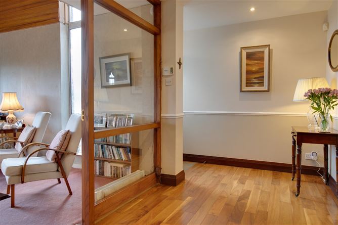 79 Shrewsbury Lawn, Cabinteely, Dublin 18