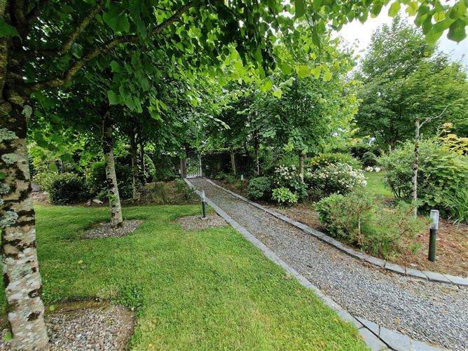 Erinagh Lodge, Fountain, Ennis, Co. Clare