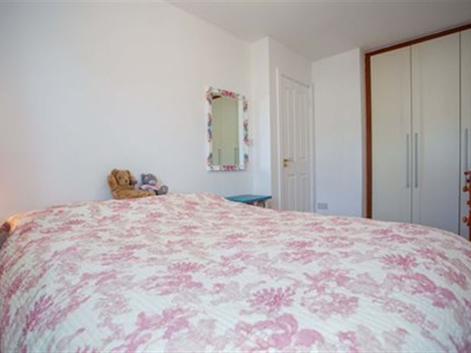 8 Carton Square,  Maynooth, Co Kildare, Maynooth, Kildare