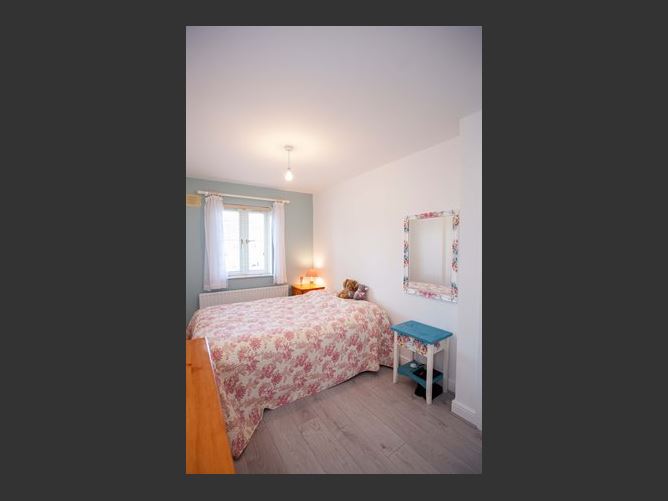 8 Carton Square,  Maynooth, Co Kildare, Maynooth, Kildare