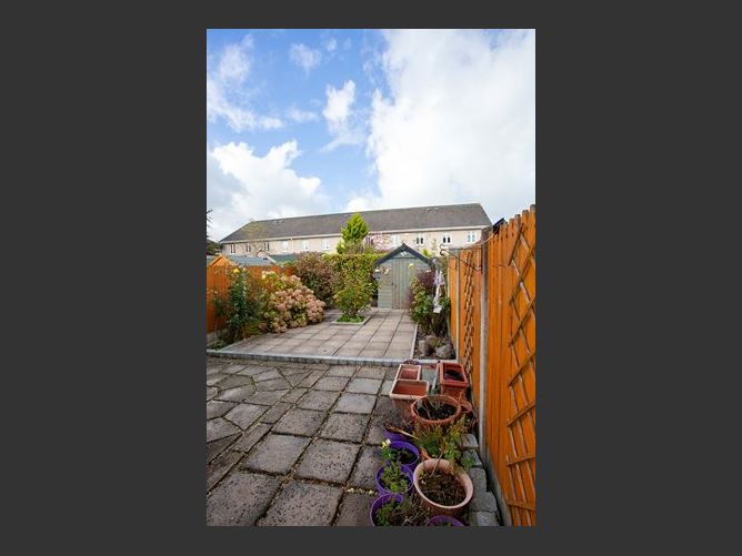 8 Carton Square,  Maynooth, Co Kildare, Maynooth, Kildare