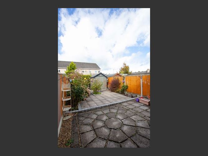 8 Carton Square,  Maynooth, Co Kildare, Maynooth, Kildare