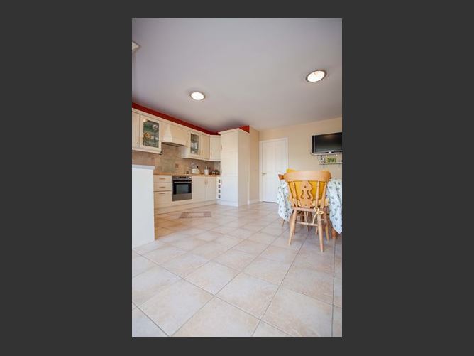 8 Carton Square,  Maynooth, Co Kildare, Maynooth, Kildare