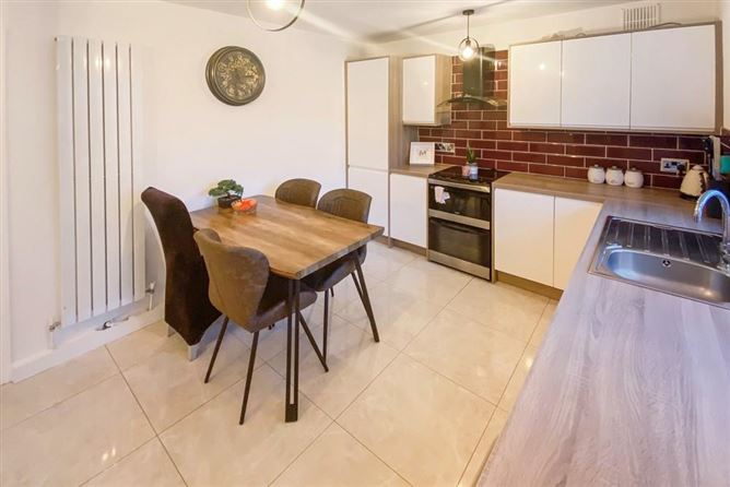 17 Bay View Rise, Ballybane, Co. Galway