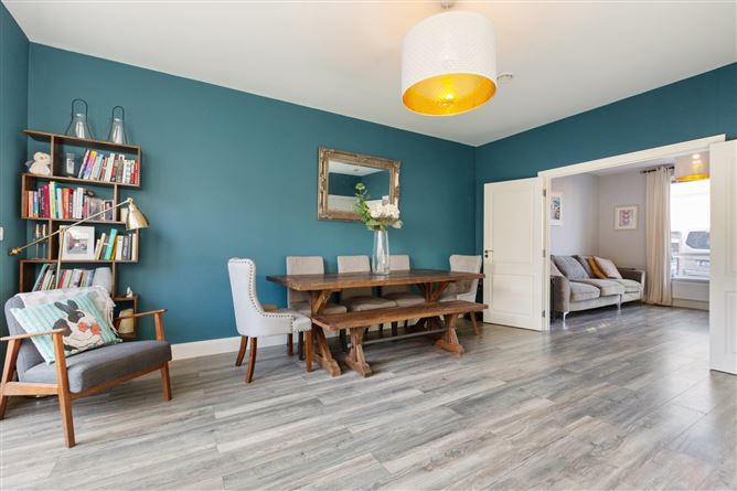 17 Belarmine View, Stepaside, Dublin 18
