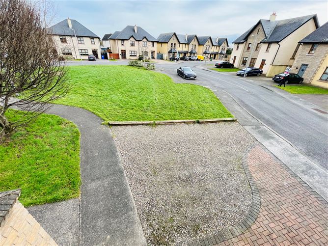 34 Springfield Grove, Tipperary Town, Tipperary
