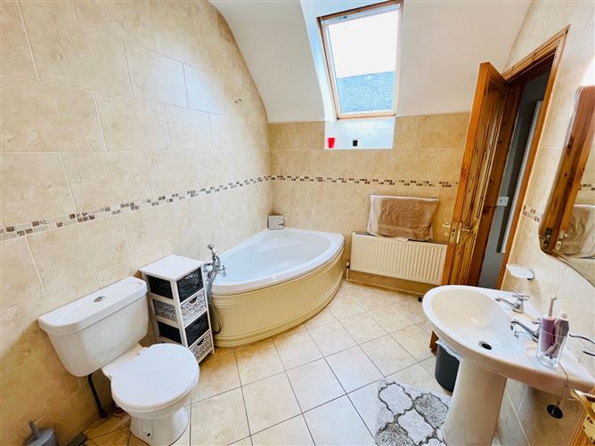 34 Springfield Grove, Tipperary Town, Tipperary
