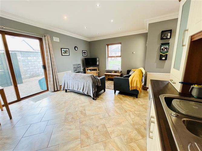 34 Springfield Grove, Tipperary Town, Tipperary