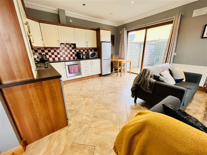 34 Springfield Grove, Tipperary Town, Tipperary