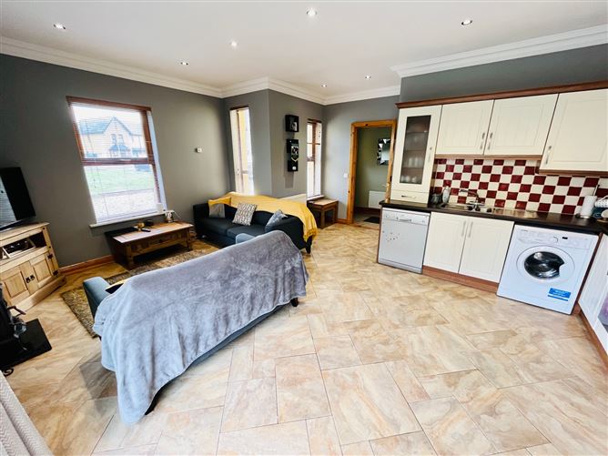 34 Springfield Grove, Tipperary Town, Tipperary