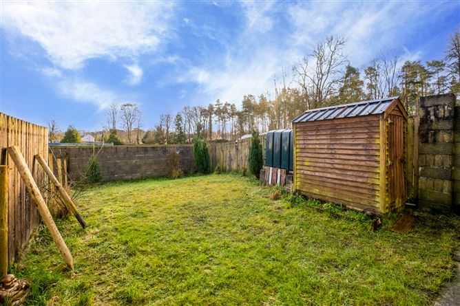 7 Radharc na Coille, St Joseph's Road, Portumna, Co. Galway