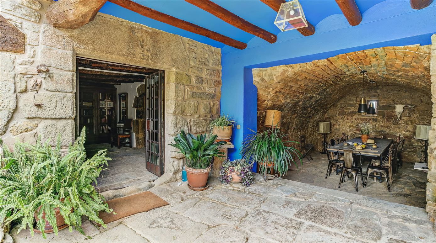 Ridge & Furrow,Masia de Queralt, Catalonia, Spain