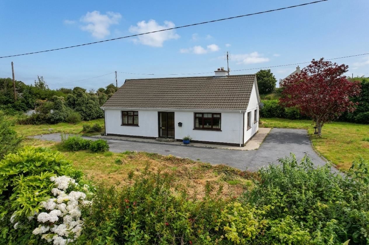 Pier Road, Murrisk, Westport, Co. Mayo