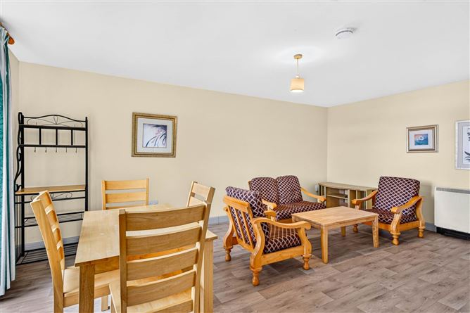 Photo 11 of 28 — 44 Croi Oige, Dublin Road, Athlone, County Westmeath