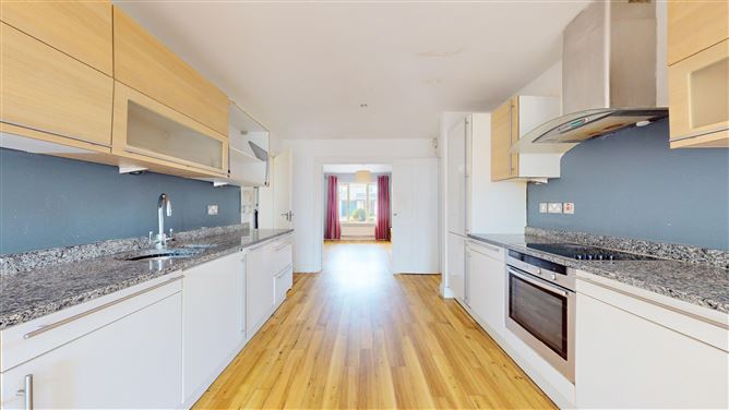 3 Hillview Crescent, Seafield, Ballymoney, Wexford
