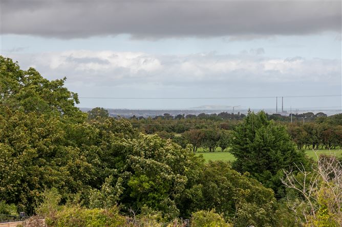 Rockbrook, Edmondstown Road, Rathfarnham, Dublin 16