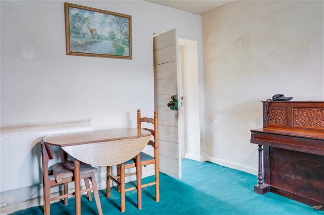 Rockbrook, Edmondstown Road, Rathfarnham, Dublin 16