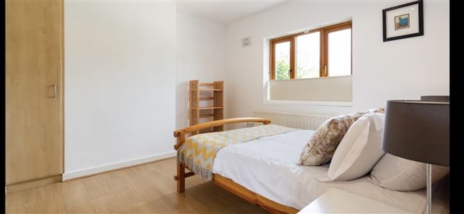 Main image for Double room in 4 bed, 4bath house, Dublin