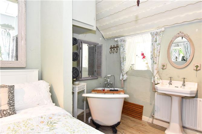 Gorse Cottage, Birchall, Oughterard, Co. Galway