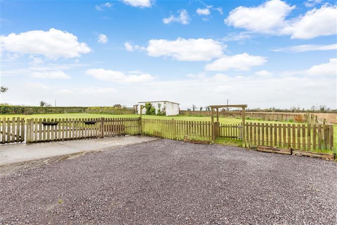 Cookstown Lane, Rathregan, Batterstown, Co. Meath