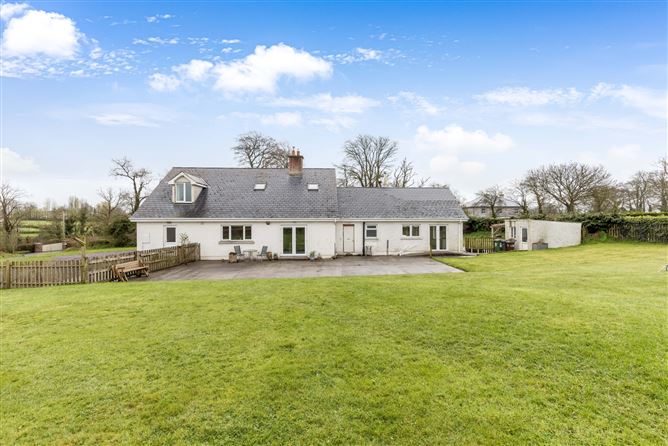 Cookstown Lane, Rathregan, Batterstown, Co. Meath