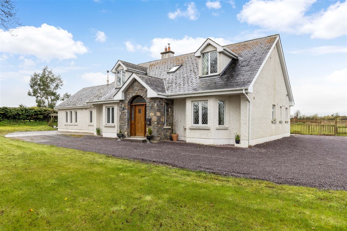 Cookstown Lane, Rathregan, Batterstown, Co. Meath