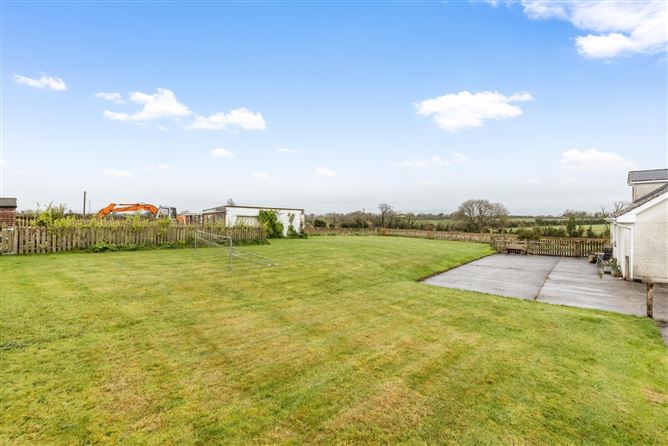 Cookstown Lane, Rathregan, Batterstown, Co. Meath