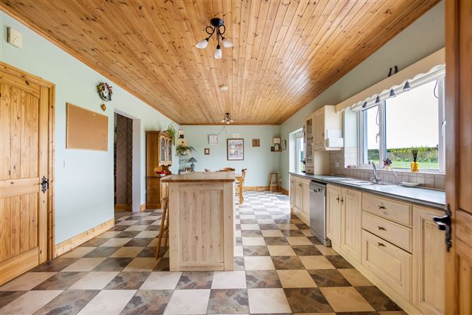 Cookstown Lane, Rathregan, Batterstown, Co. Meath