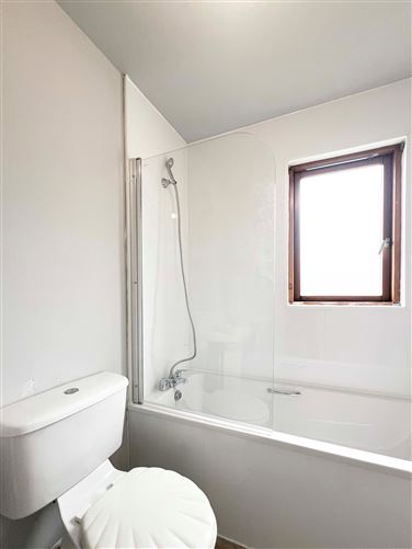 15 Russell Downs, Russell Square, Tallaght, Dublin 24