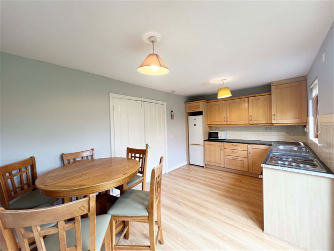 15 Russell Downs, Russell Square, Tallaght, Dublin 24