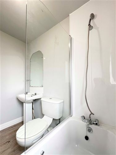 15 Russell Downs, Russell Square, Tallaght, Dublin 24