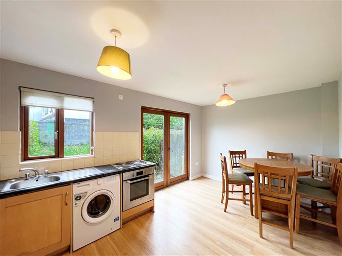 15 Russell Downs, Russell Square, Tallaght, Dublin 24