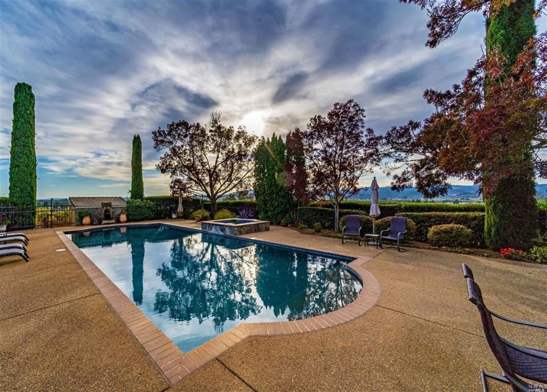 Healdsburg Heaven,Healdsburg,California,USA