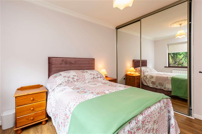 2 Riverview, New Ross, Co. Wexford